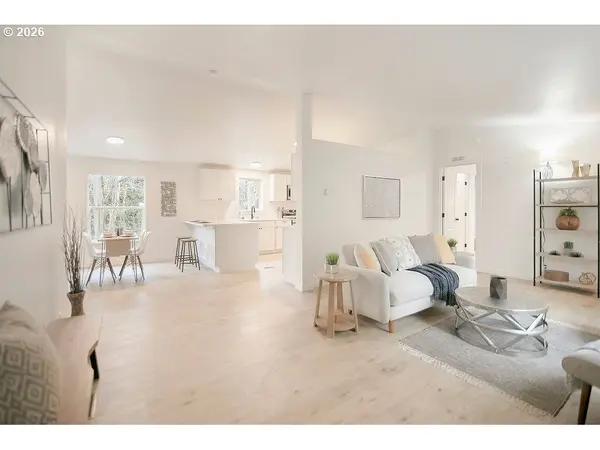 27 LINE DR, Kelso, WA 98626