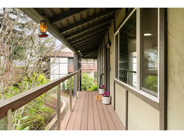 3032 SW FLORIDA CT #C, Portland, OR 97219