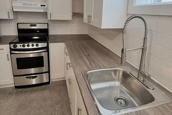 228 Glynn AVE #B, Overbrook - Castleheights And Area, ON K1K 1S3