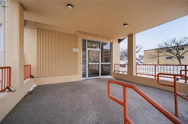 1030 Grant AVE, Winnipeg, MB R3M 2A2