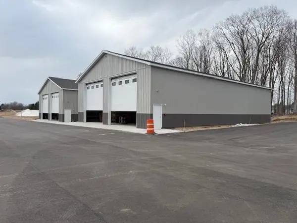 5801 Storage Loop DR, Blair Twp, MI 49685