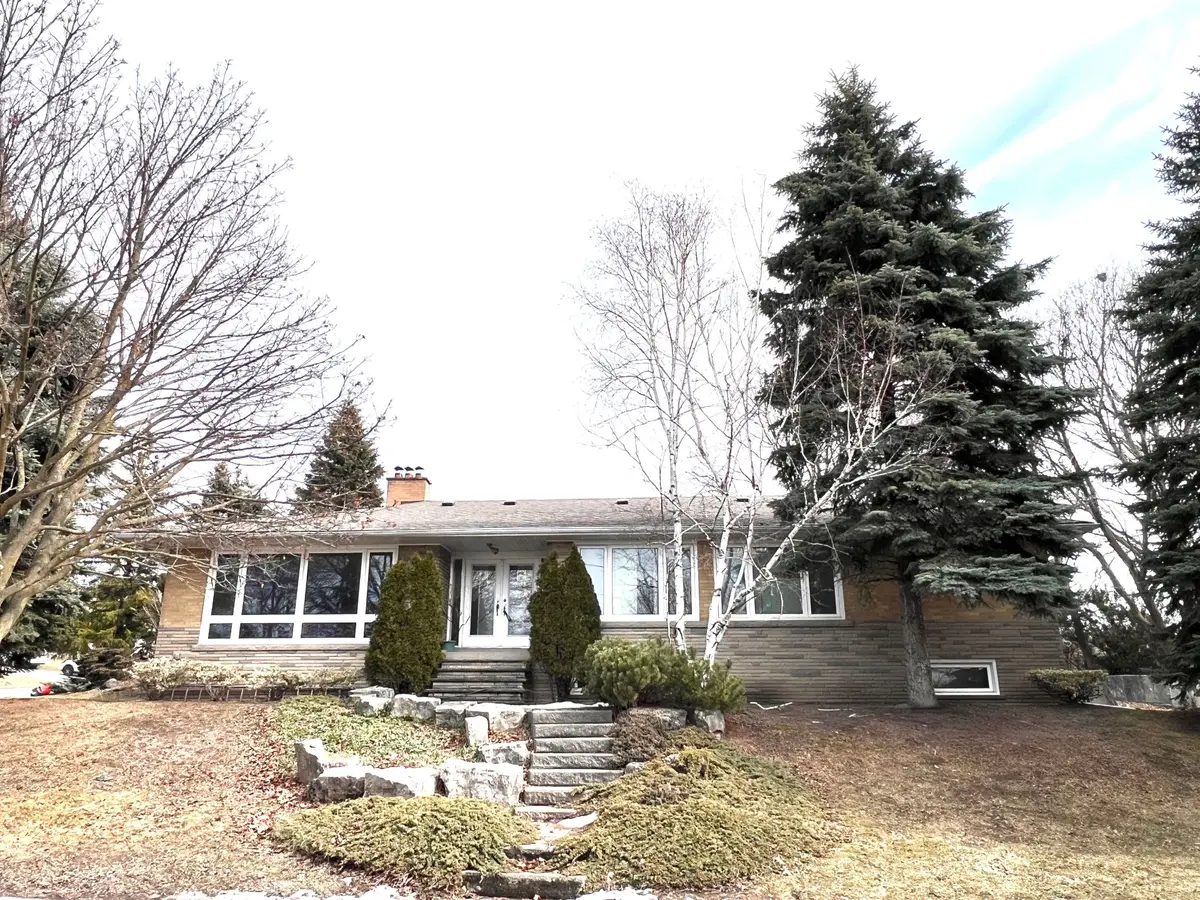 77 Riverside BLVD, Vaughan, ON L4J 1J1