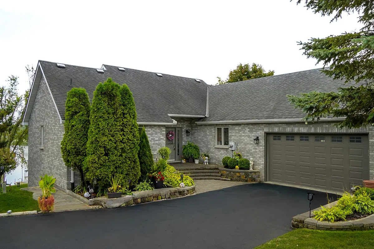 1 Lawson CT, Kawartha Lakes, ON K0L 2W0