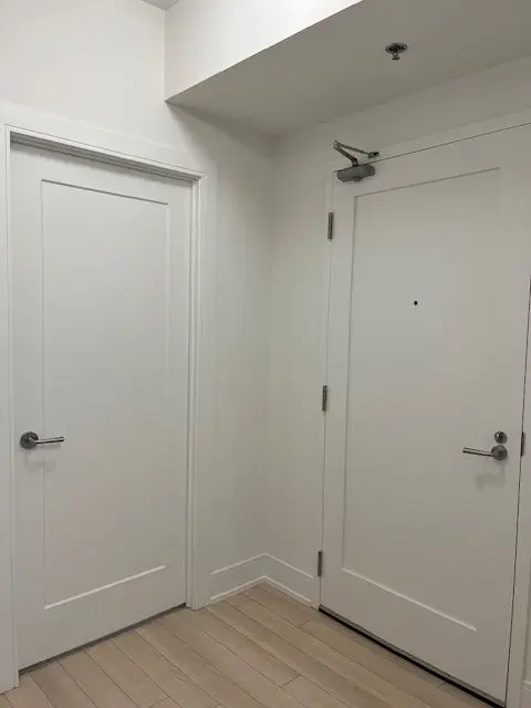 310 Tweedsmuir AVE #203, Toronto C03, ON M5P 2Y2