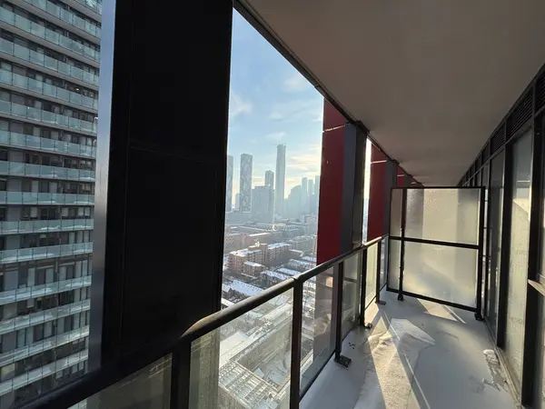 180 Front ST E #2608, Toronto C08, ON M5A 0A9