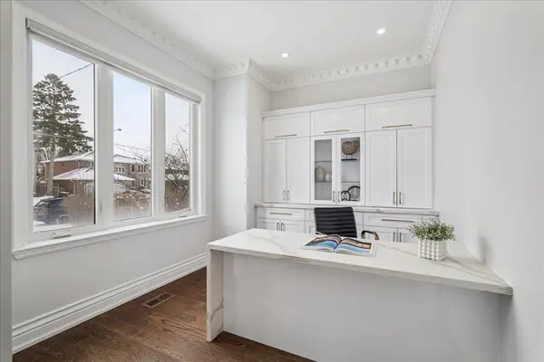 98 Castle Hill DR, Toronto E05, ON M1T 2Y7