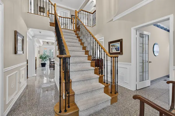 27 Kennett DR, Whitby, ON L1P 1L5