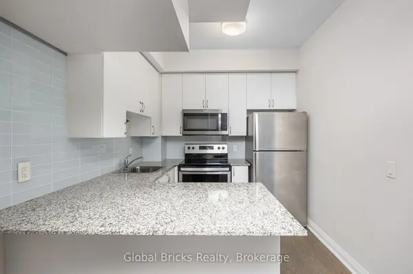 5309 Highway 7 HWY #A102, Vaughan, ON L4L 1T3