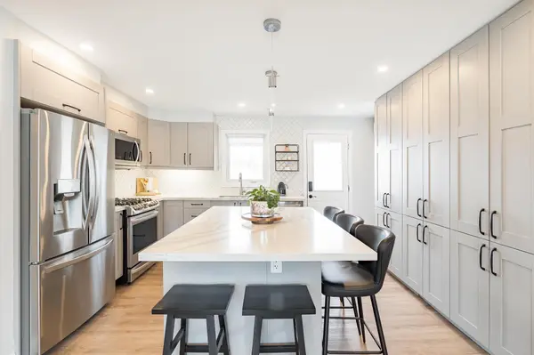 115 Bayview DR, Barrie, ON L4N 3P3