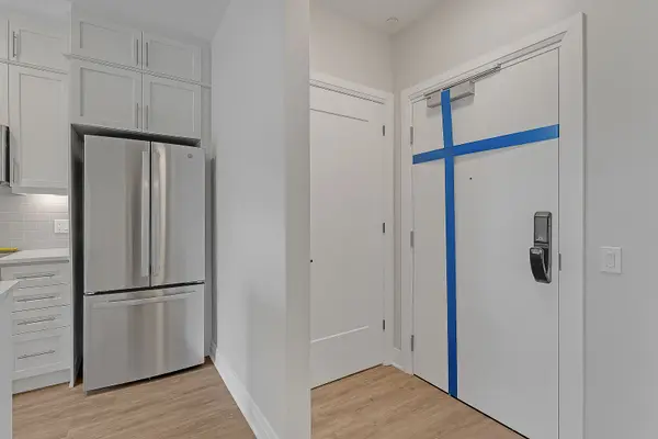 95 Dundas ST W #126, Oakville, ON L6M 5N4