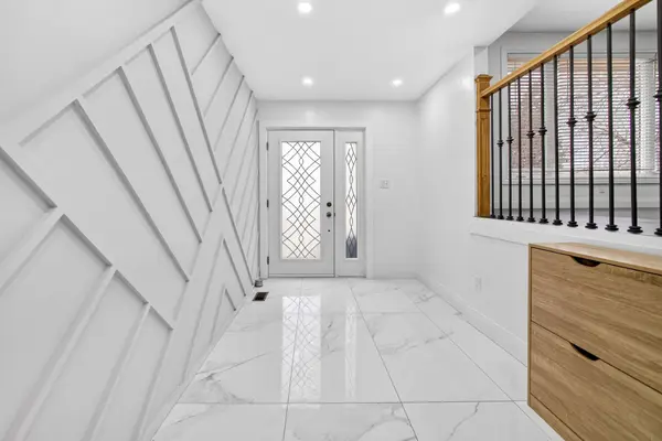 81 Watson CRES, Brampton, ON L6W 1E5