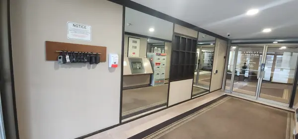 8351 McLaughlin RD #423, Brampton, ON L6Y 4H8