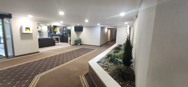 8351 McLaughlin RD #423, Brampton, ON L6Y 4H8