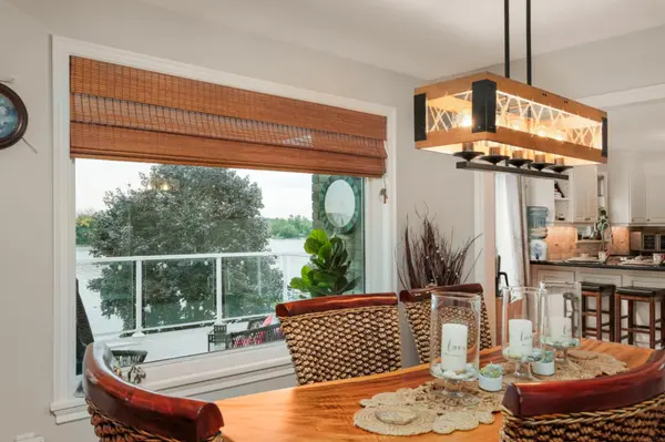 1 Lawson CT, Kawartha Lakes, ON K0L 2W0