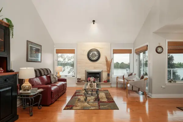 1 Lawson CT, Kawartha Lakes, ON K0L 2W0