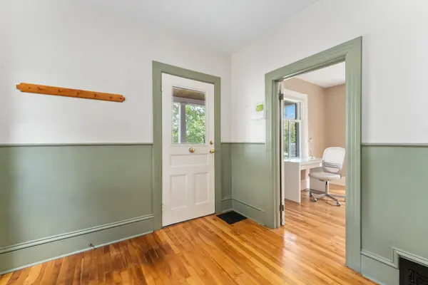 284 Churchill AVE N, Carlingwood - Westboro And Area, ON K1Z 5B6