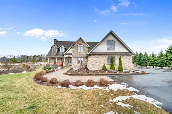 4760 Nassagaweya-Puslinch Townline, Puslinch, ON N0B 2J0