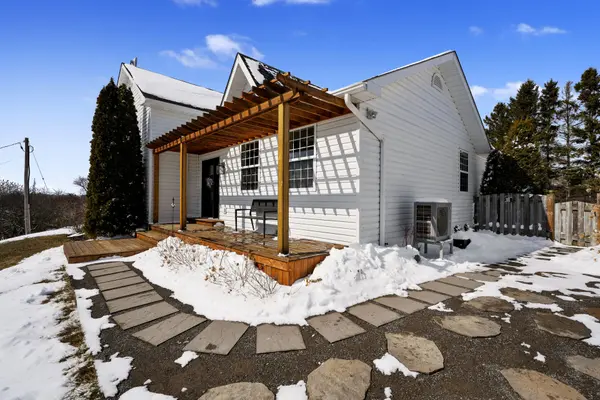 9562 County 2 RD, Hamilton Township, ON K9A 4J8