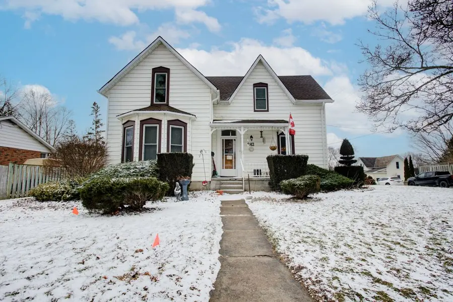 242 Wonham ST S, Ingersoll, ON N5C 2Z6