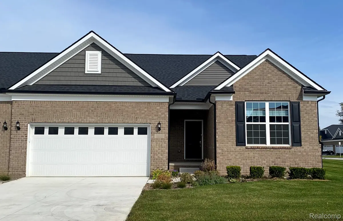 42744 Arbor Drive, Clinton Charter Township, MI 48038