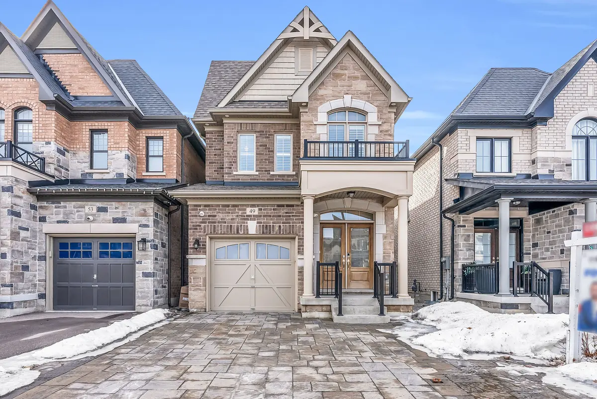 49 Zenith AVE, Vaughan, ON L4H 4K9