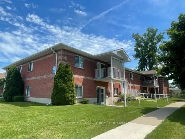 236 Margaret AVE #8, Chatham-kent, ON M8A 2A1