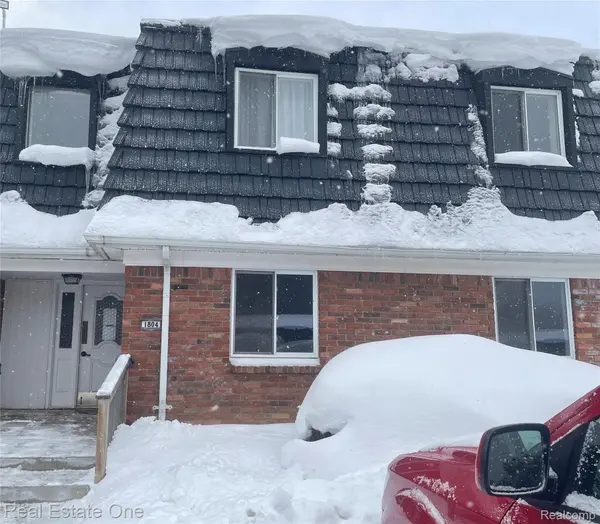 1804 Colonial Village Way #2, Waterford Charter Township, MI 48328