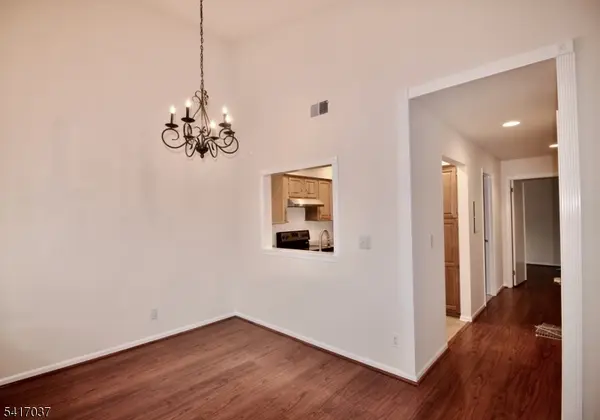 32 Spruce Court, Bedminster Twp., NJ 07921