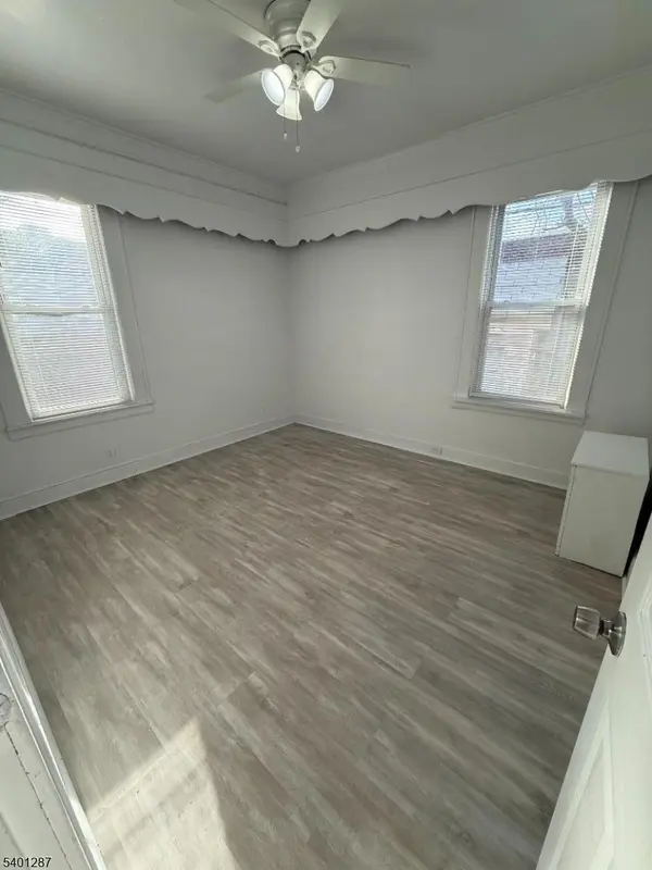 85 Sunnyside Ter #1, East Orange City, NJ 07018