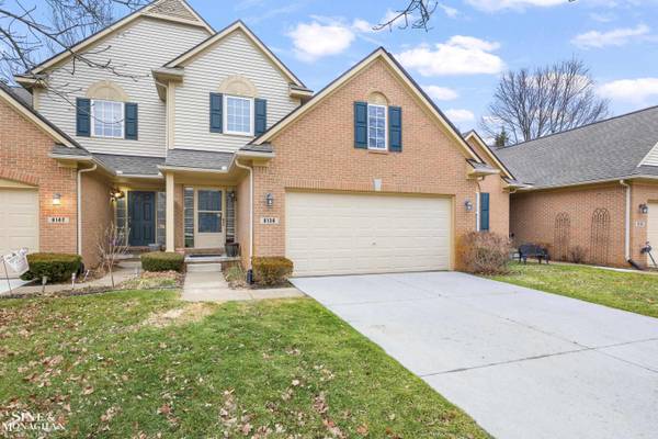 8136 Springdale DR, White Lake Twp, MI 48386