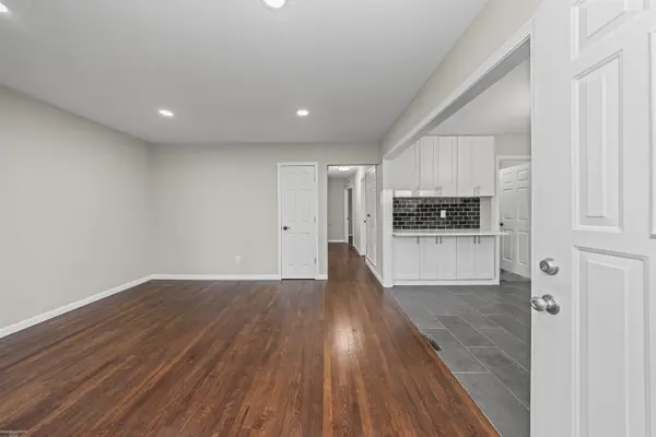 23339 Allor ST, St Clair Shores, MI 48082