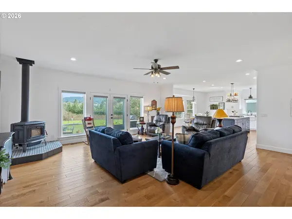 29315 NE PUTNAM RD, Newberg, OR 97132