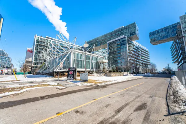 39 Queens Quay E #837, Toronto C08, ON M5E 0A4