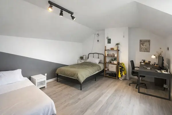 867 Dundas ST W #2nd & 3rd Floor, Toronto C01, ON M6J 1V6