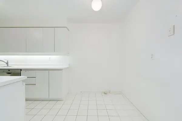 80 Front ST E #804, Toronto C08, ON M5E 1Z7