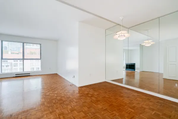 80 Front ST E #804, Toronto C08, ON M5E 1Z7