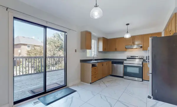 11 Noake CRES, Ajax, ON L1T 3L4