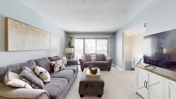 1265 Sunnybrae CRES, Oshawa, ON L1H 8E2