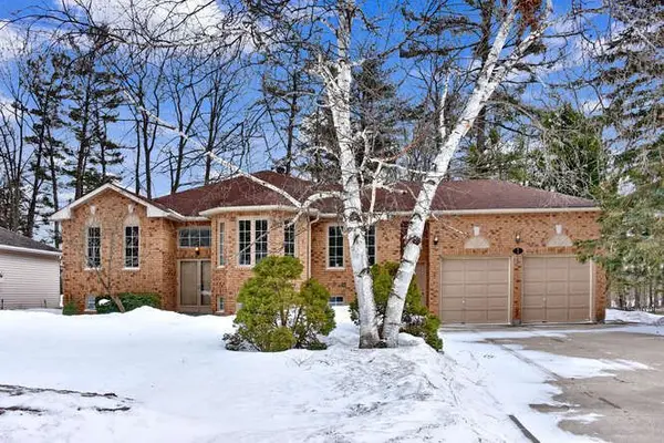 1 Downer CRES, Wasaga Beach, ON L9Z 1B9