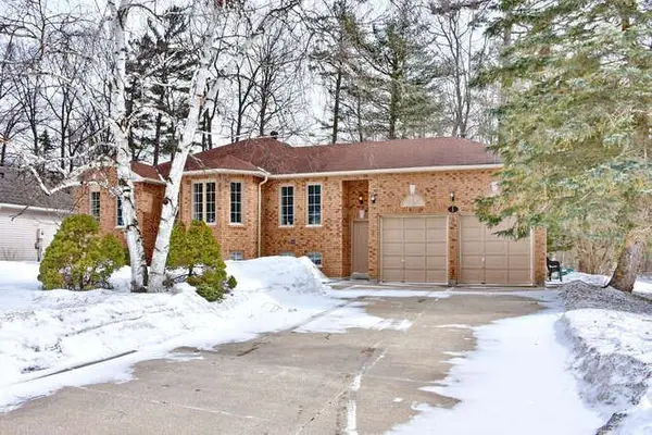 1 Downer CRES, Wasaga Beach, ON L9Z 1B9