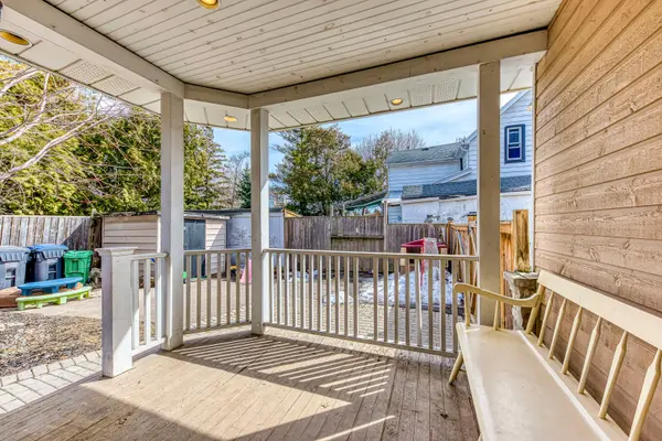 24 Mill ST N, Brampton, ON L6X 1S6