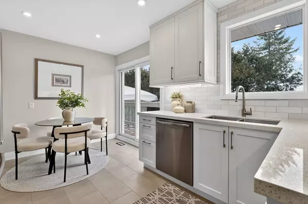 1269 Royal York RD, Toronto W08, ON M9A 4C4