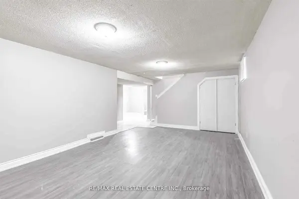 83 Autumn BLVD #Lower, Brampton, ON L6T 2W1