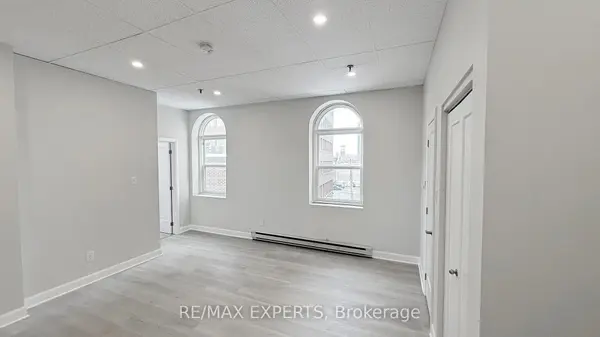 8 Main ST S #404, Brampton, ON L6W 2C3