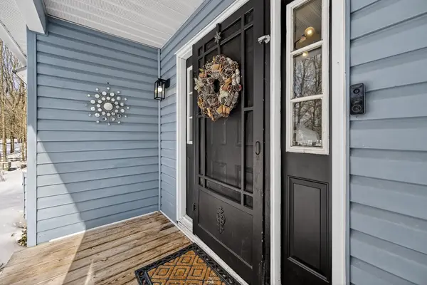 5475 Dejong RD, Augusta, ON K6V 5T2