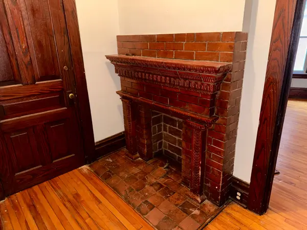 28 Grove ST, Welland, ON L3B 4B4