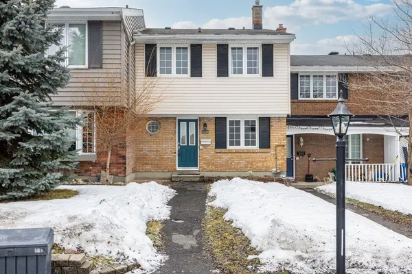 920 Walkley RD, Billings Bridge - Riverside Park And Area, ON K1V 6R5