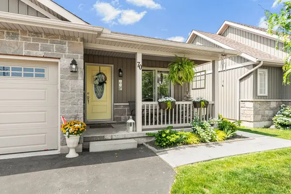 70 Postma DR, Haldimand, ON N1A 0B2