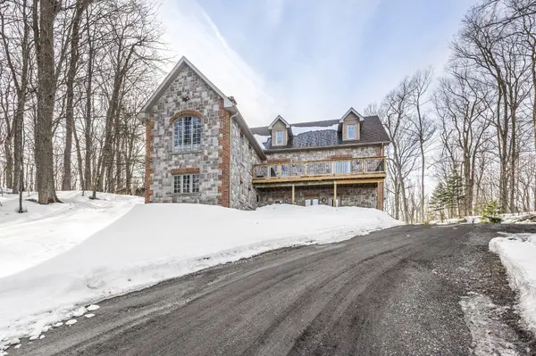 38 Big Tree CIR, Mulmur, ON L0M 1M0