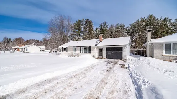 33416 Hwy 17 HWY W, Deep River, ON K0J 1P0